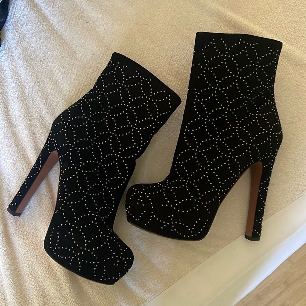 Alaia boots